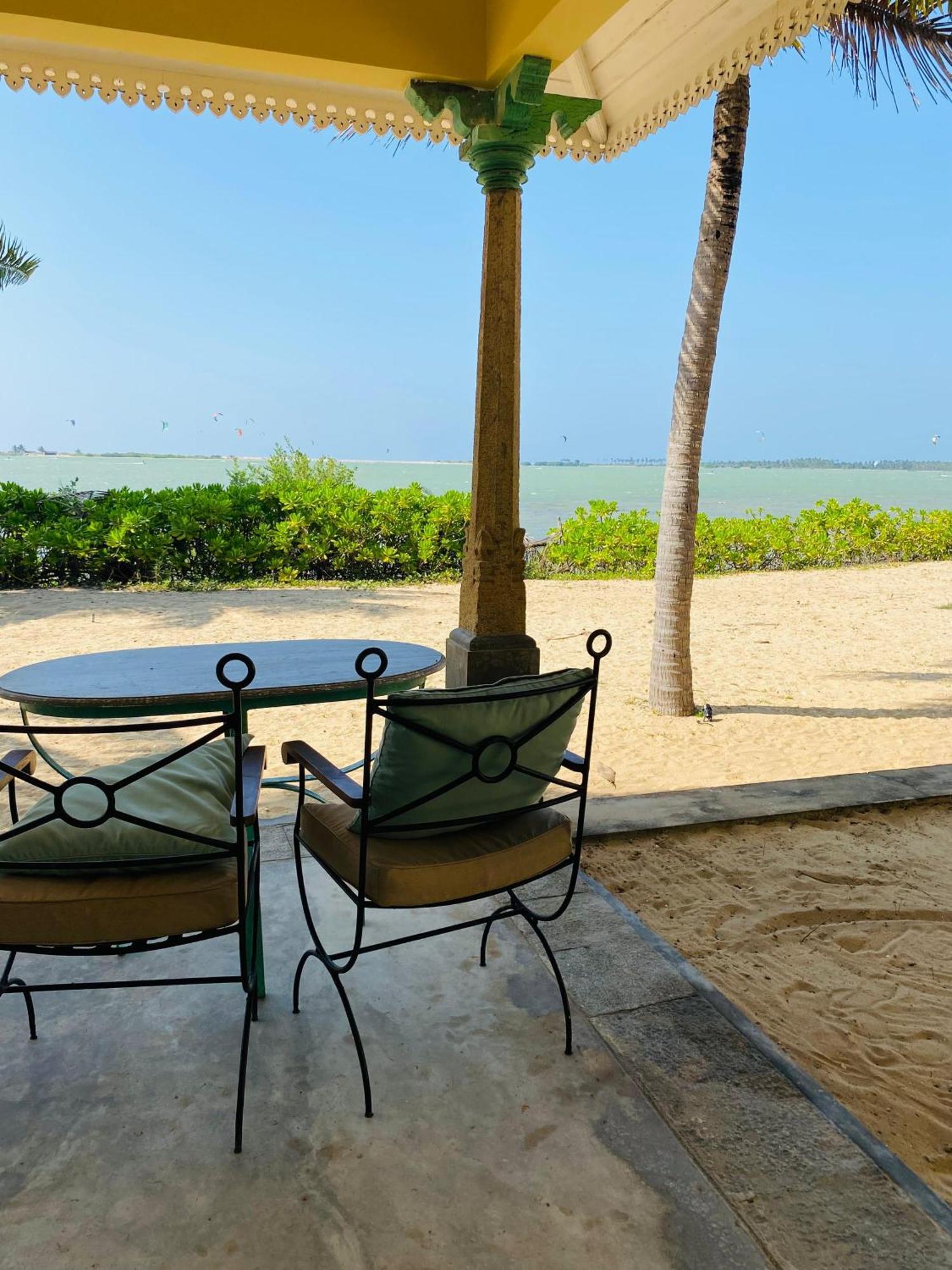 Villa Sethawadi Hotel And Kitesurf Centre Kalpitiya Buitenkant foto